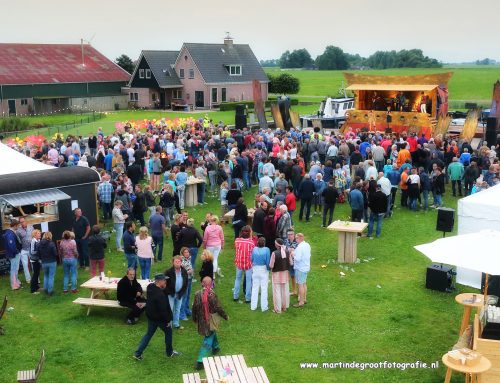 Festivalgangers genieten van hippieklanken op Baltic Festival